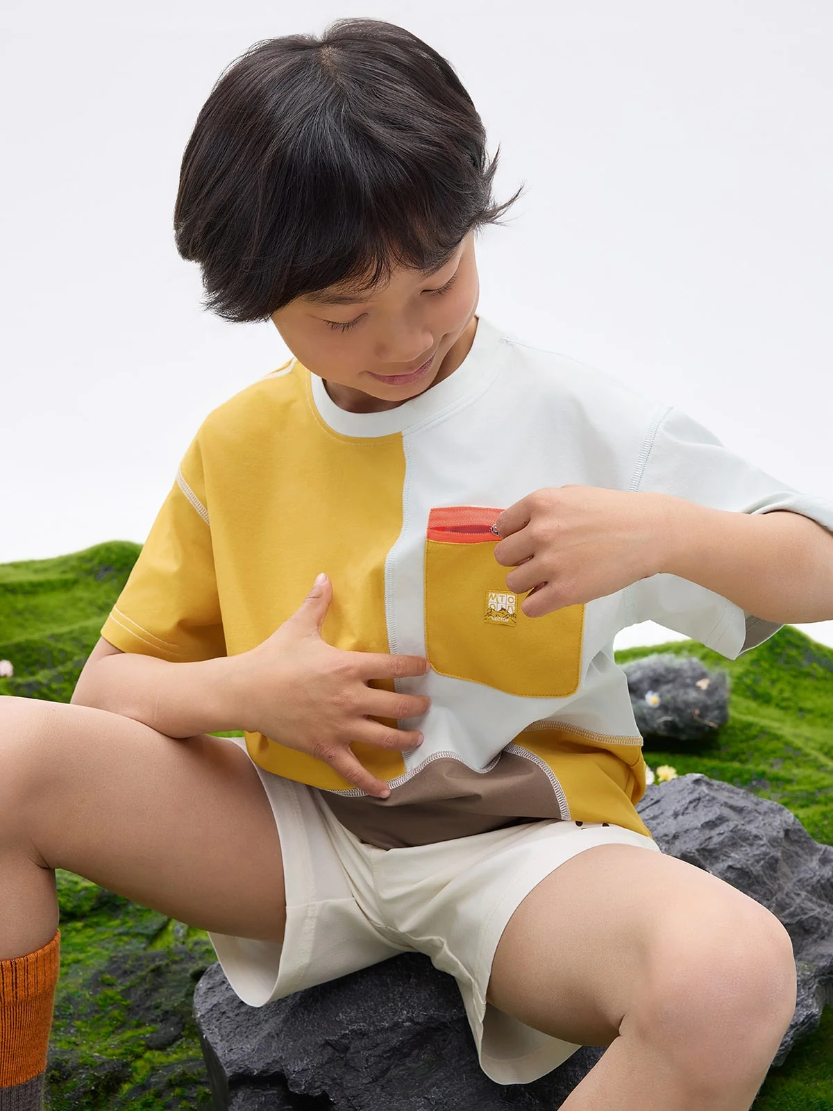 Kids' Block Quick Dry Easy-Care Tee - Image 5