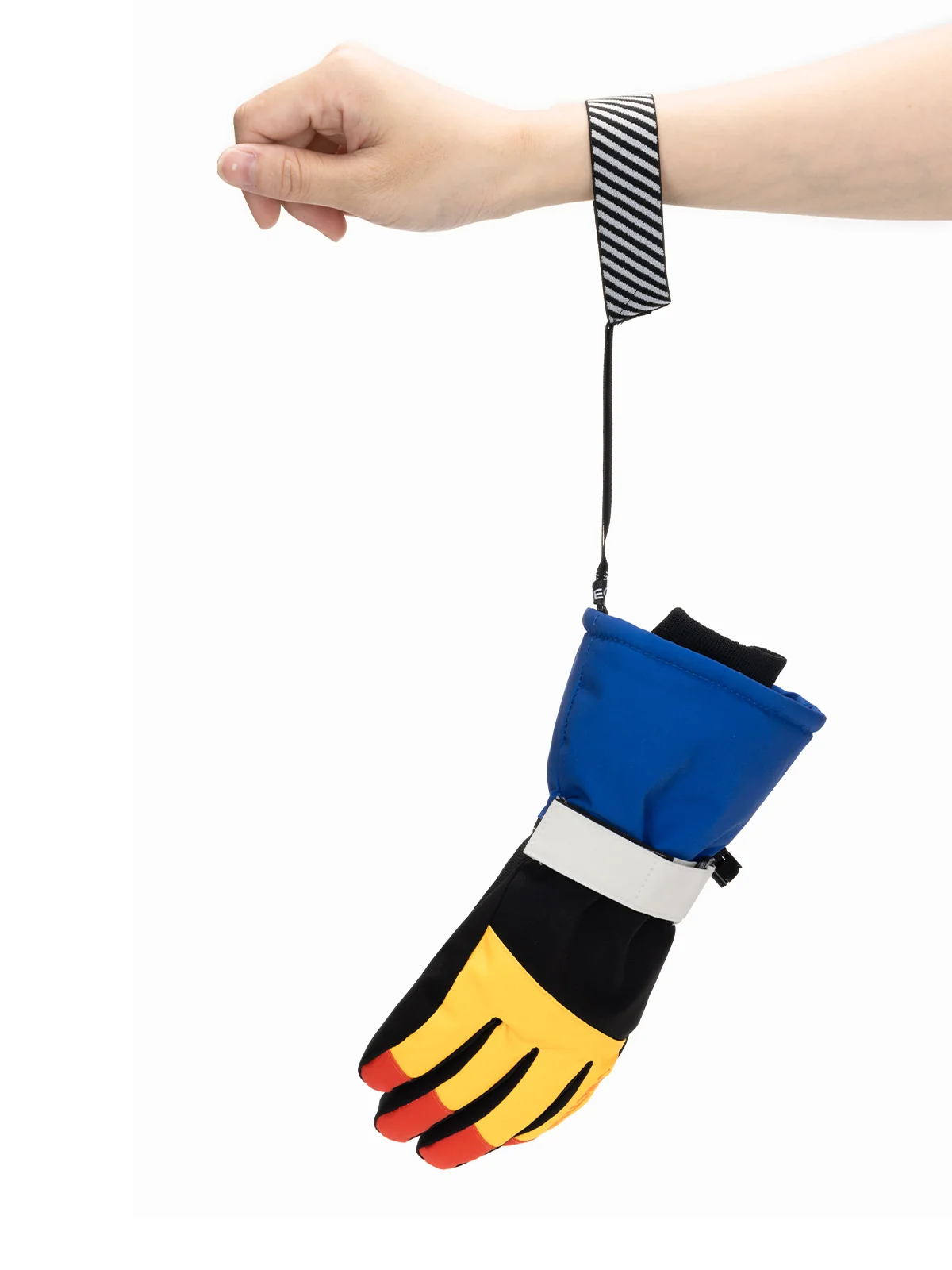 Kids' Nova 3M Thinsulate Gloves - Image 4