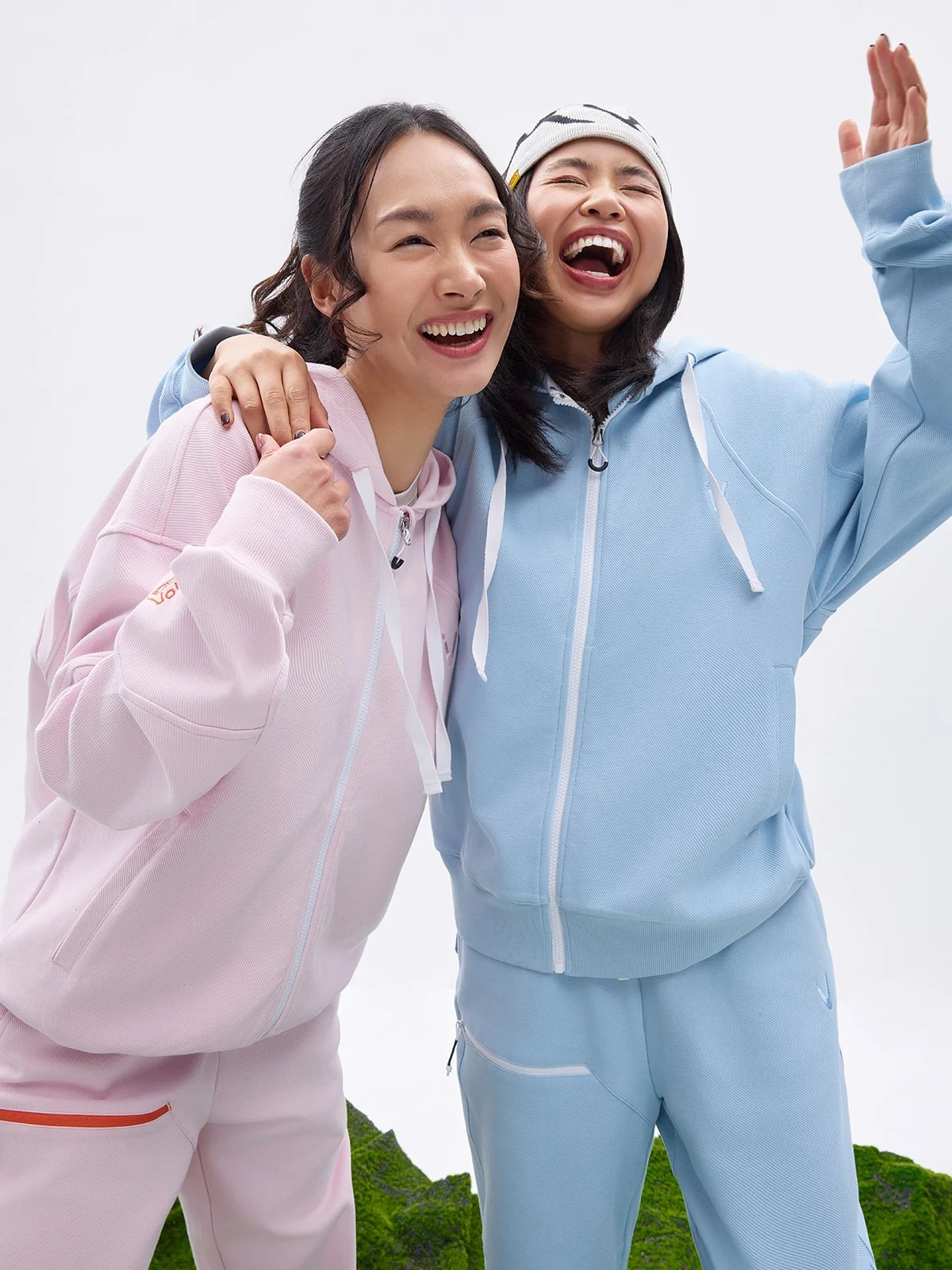Vibe Zip Hoodie - Image 7